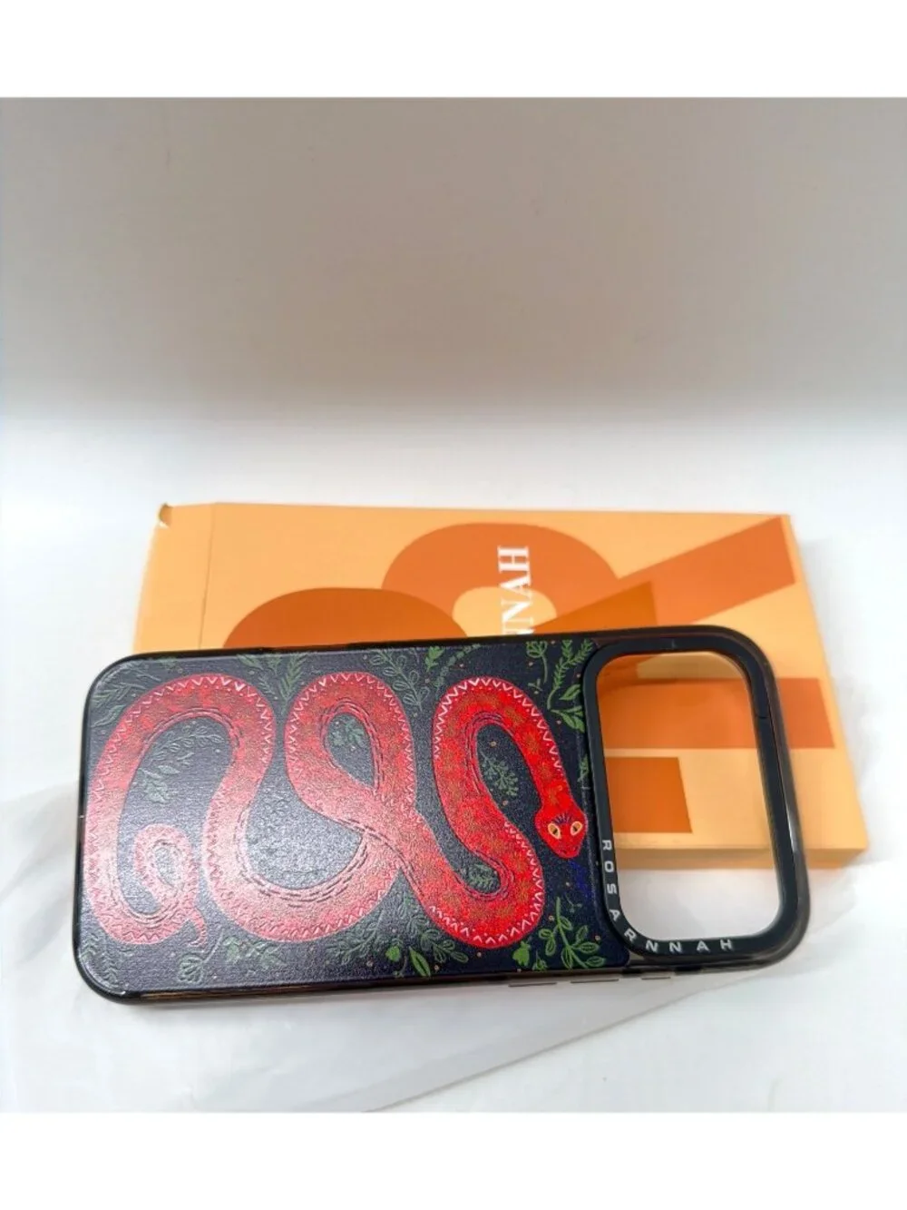 Iphone 17 Pro Max Cover Red Snake Print